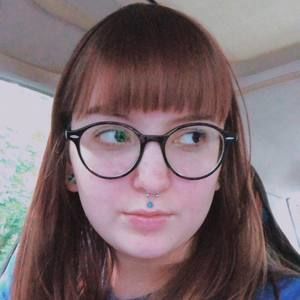 Meet your Posher, Lola-marie